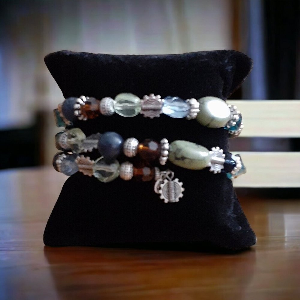 Mixed Media 3 Layer Memory Wire Bracelet Alternat… - image 7